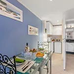 Апартаменти Studio, Seaview Terrace - Happy