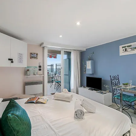 Studio, Seaview Terrace - Happy * 멍똥