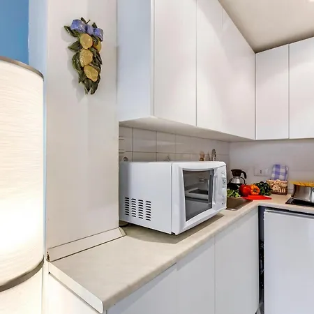 Soleil, Seaview Terrace - Happy Apartment *